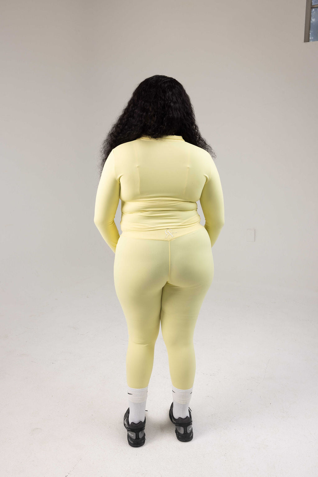 SculptLab V-Back Leggings - Yellow