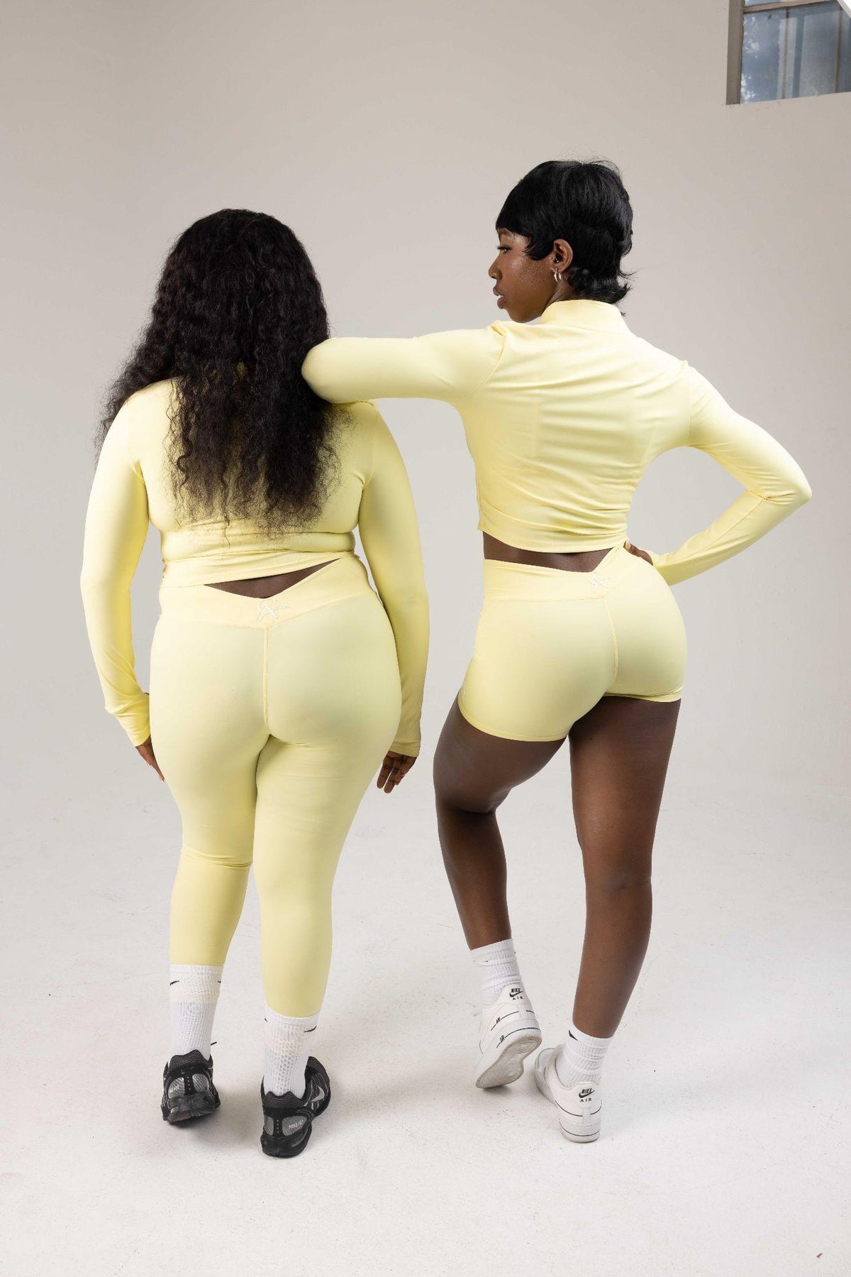 SculptLab Jacket & V-Back Leggings - Yellow